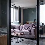 Beautiful Apartment With Designer Repair